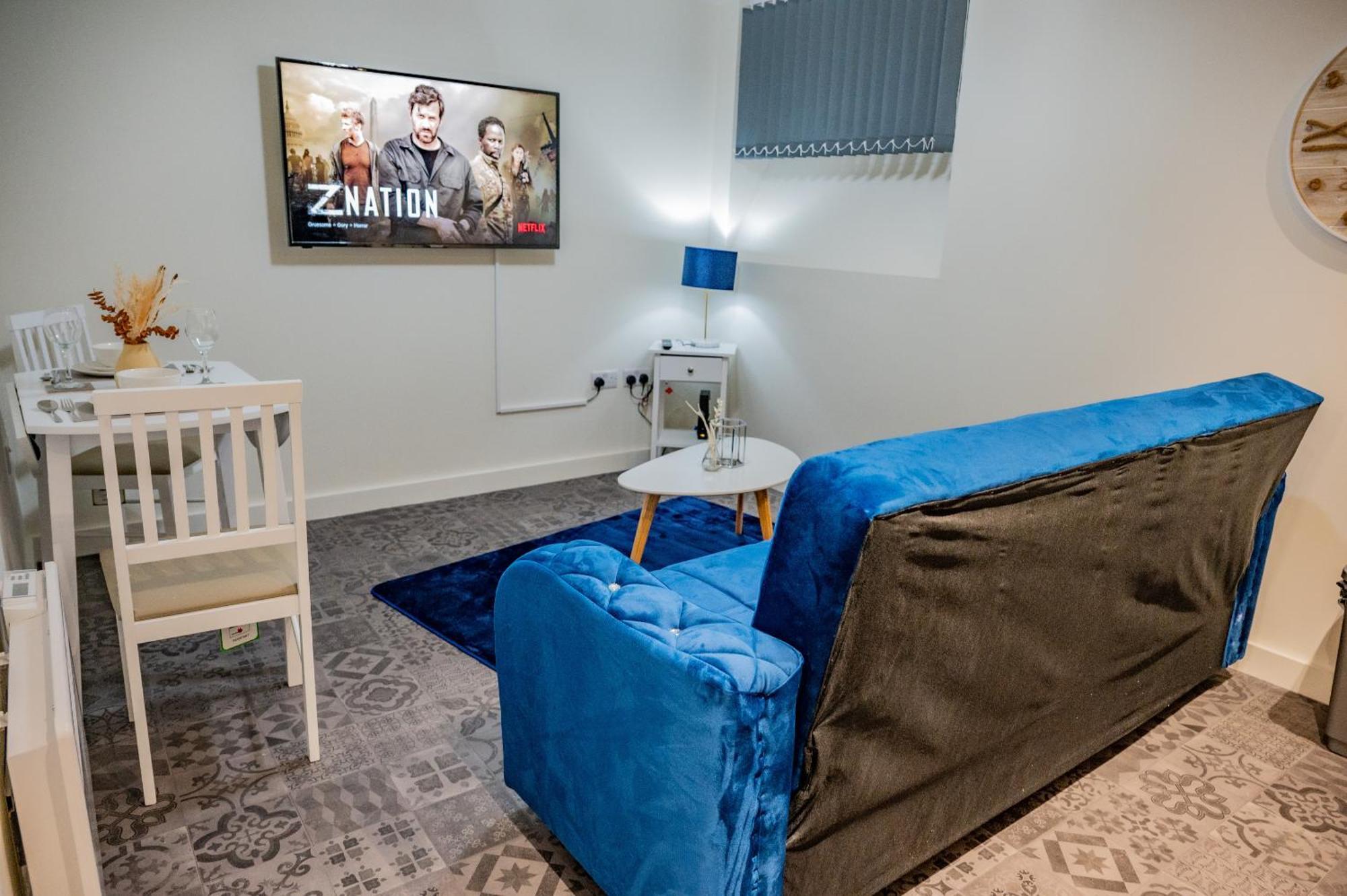 Basement Bliss Hideaway Apartment Bradford  Exterior photo