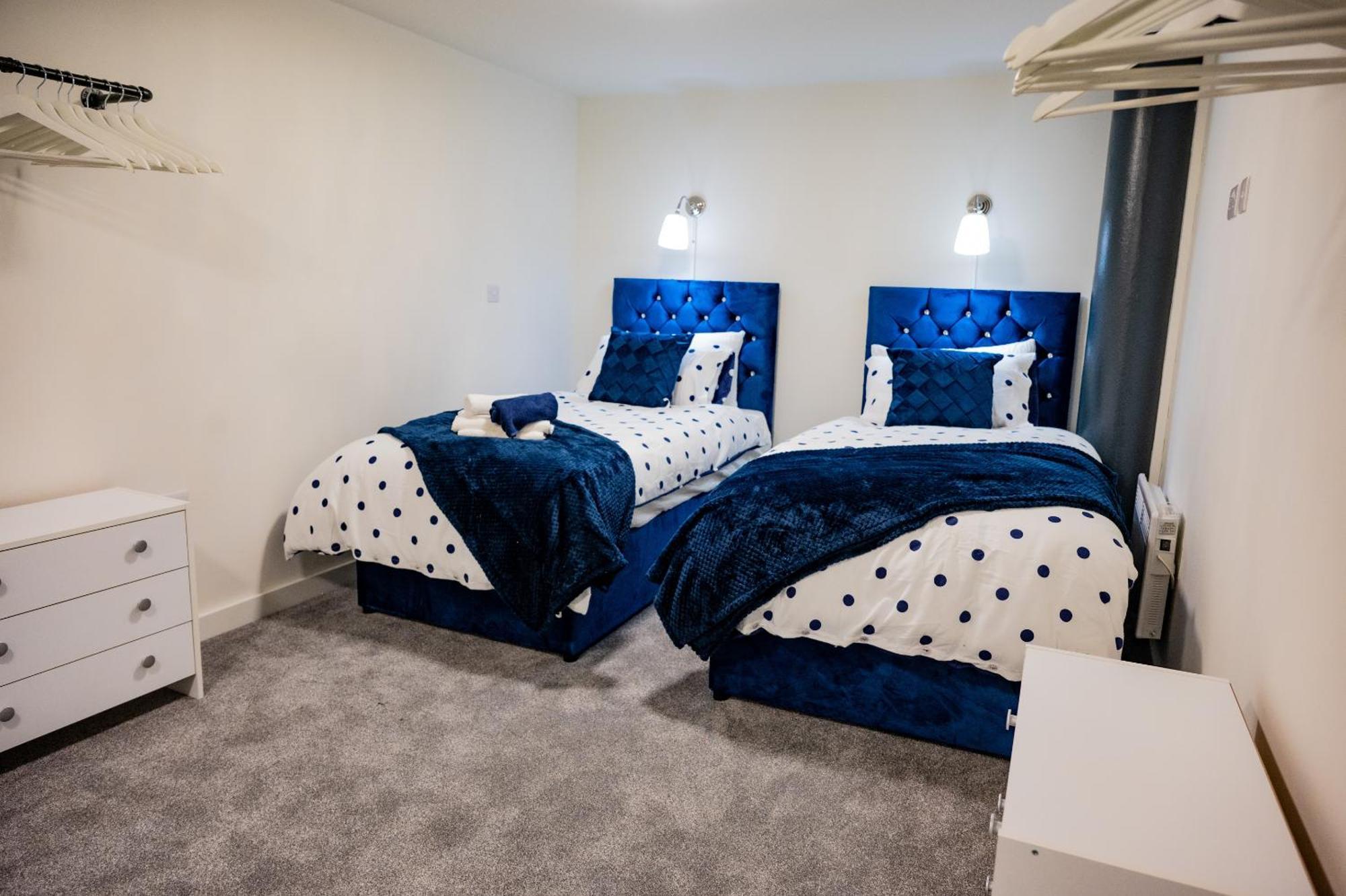 Basement Bliss Hideaway Apartment Bradford  Exterior photo